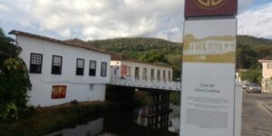 9de018e6-9fe9-4533-a339-52e8f64e5b69 9de018e6-9fe9-4533-a339-52e8f64e5b69